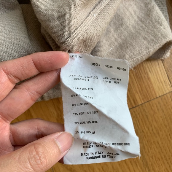 Prada sweater - Picture 6 of 9